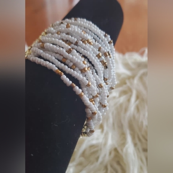Handmade Beaded White and Gold Wrap Bracelet. African Jewelry 🌴 - Picture 2 of 7